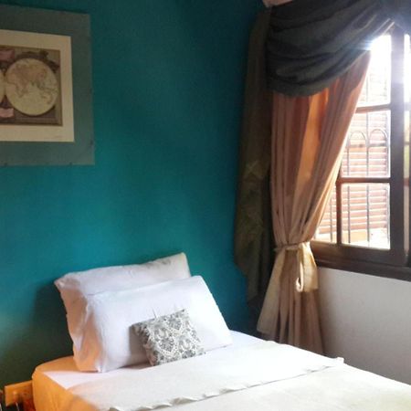Casa Folks - Bed And Breakfast ปูแอร์โตอีกวาซู ภายนอก รูปภาพ